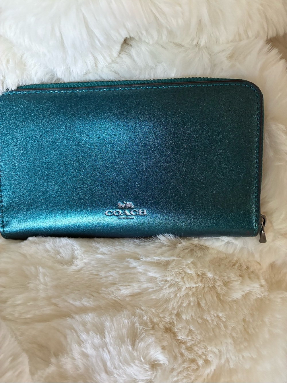 🦋AUTHENTIC RARE COACH BLUE BIRD METALLIC WALLET🦋 - Picture 2 of 7
